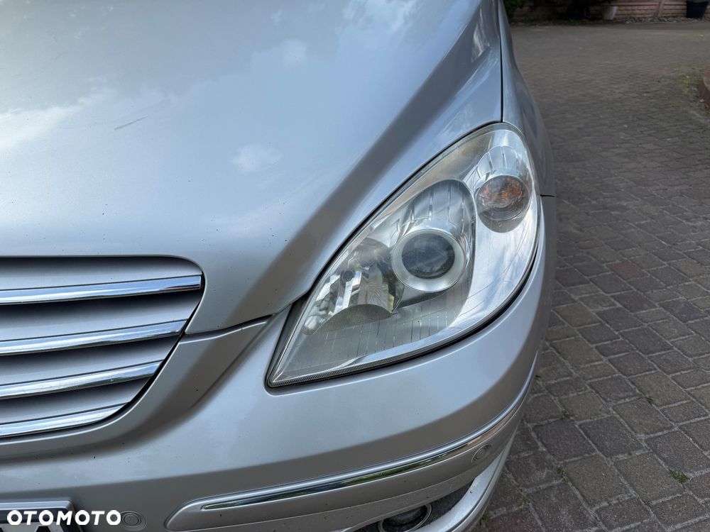 Mercedes-Benz Klasa B 180 CDI Special Edition - 19