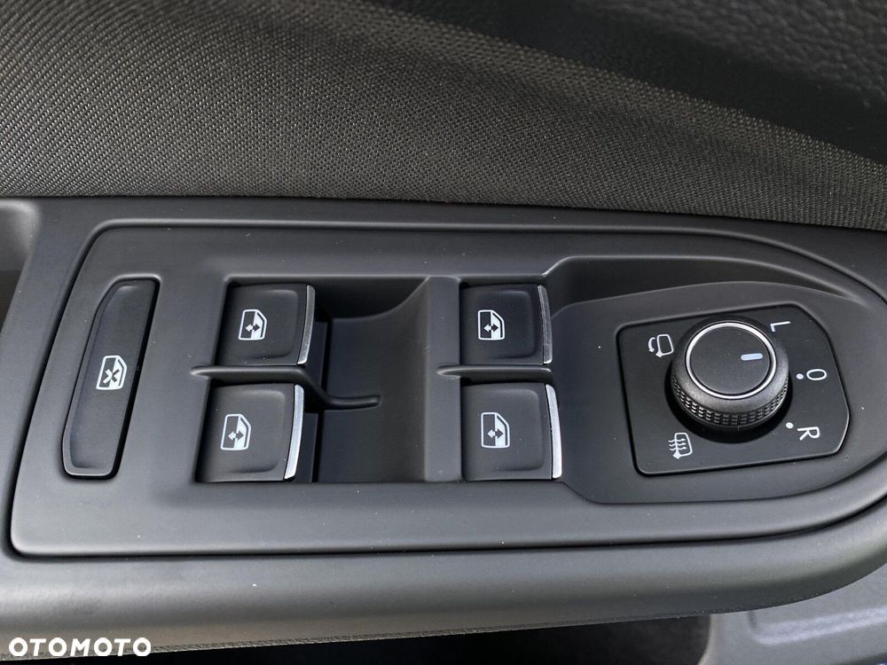 Volkswagen Golf VIII 2.0 TDI Life DSG - 10