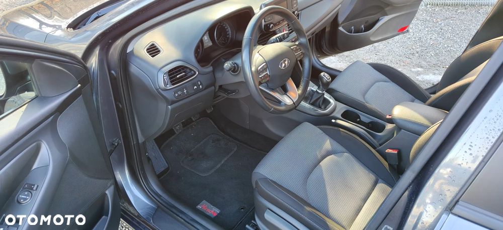 Hyundai i30 1.4 Trend - 10