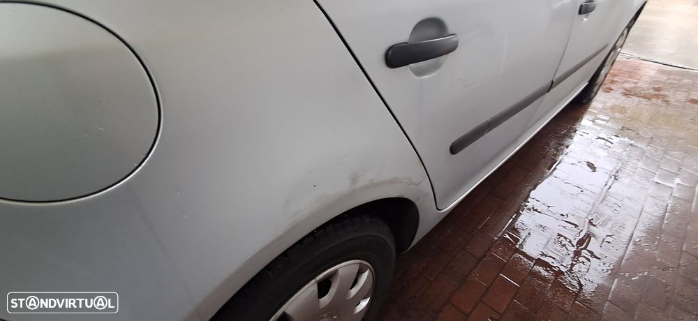 VW Golf 1.9 TDi Generation - 14