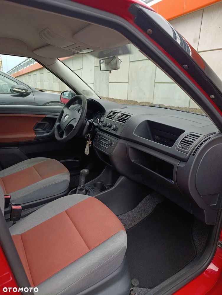 Skoda Fabia 1.2 HTP - 28