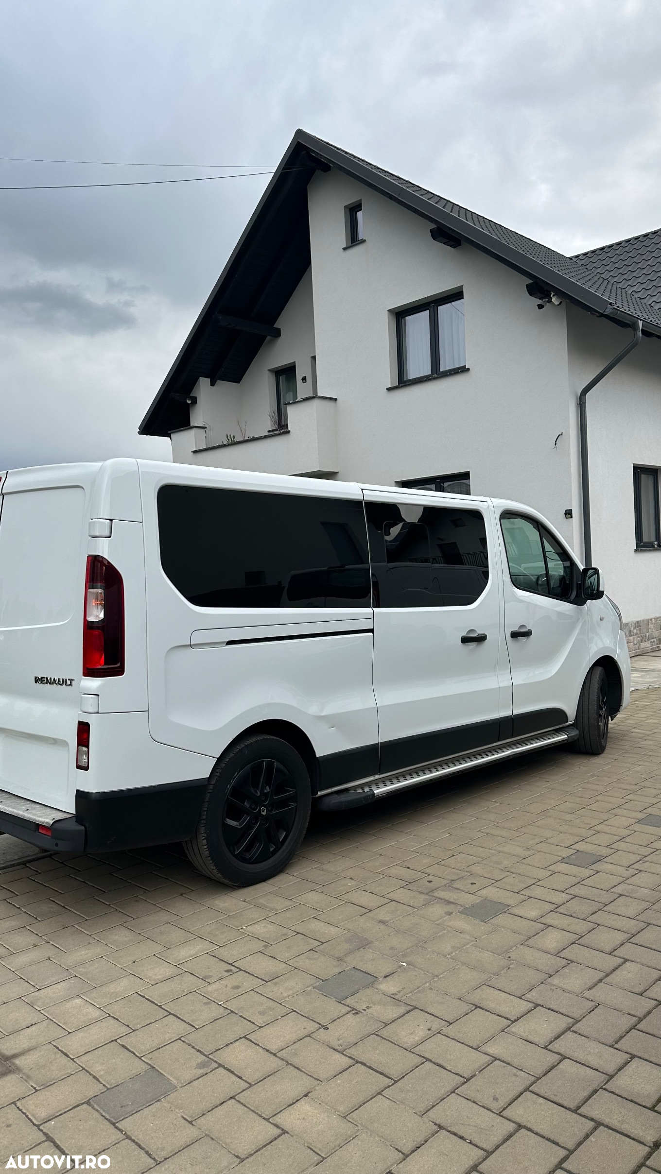 Renault Trafic ENERGY 1.6 dCi 140 Start & Stop Combi L1H1 Expression - 4