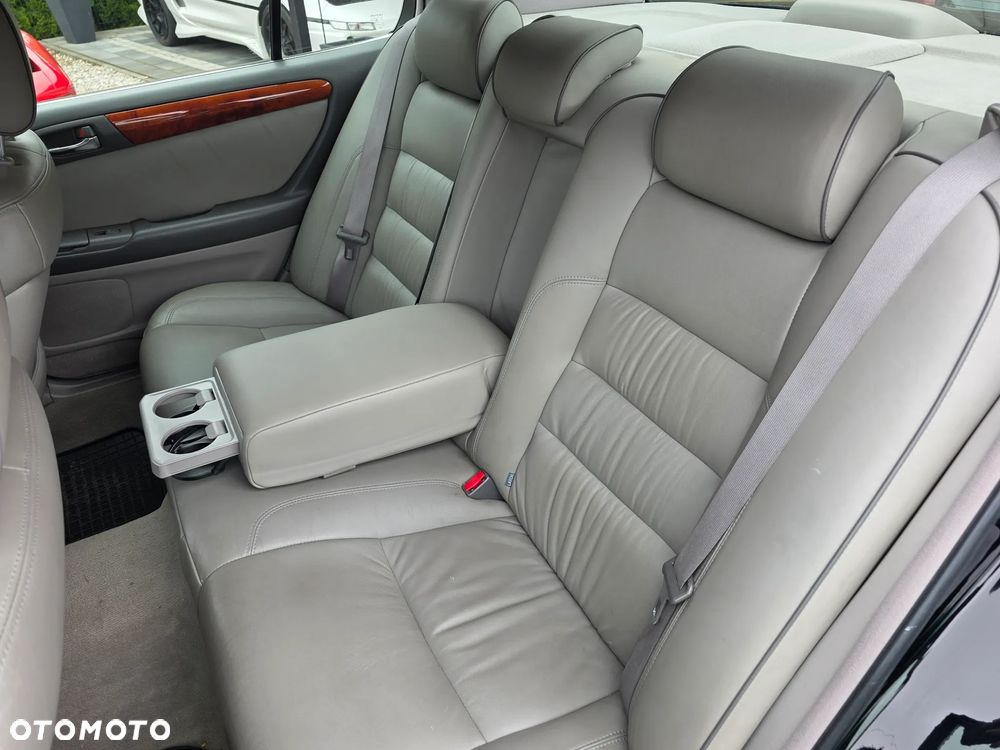 Lexus GS - 24