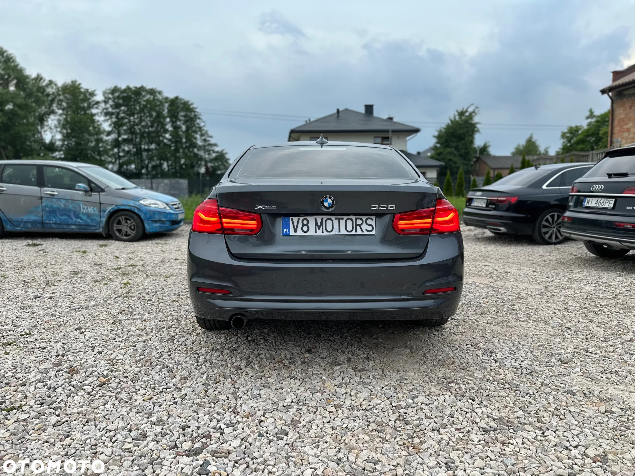 BMW Seria 3 320i - 12