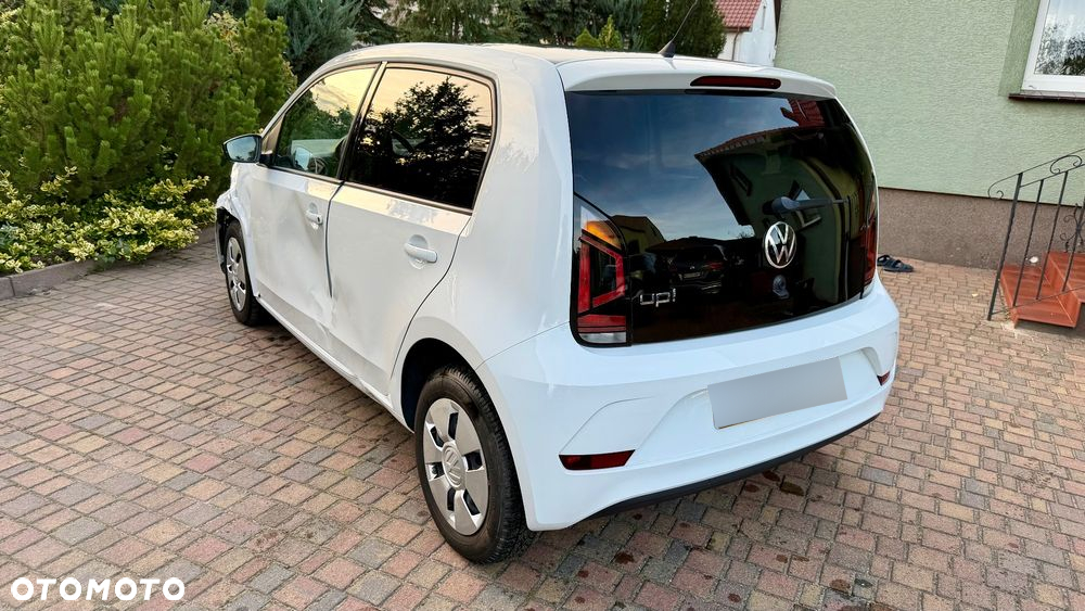 Volkswagen up! 1.0 move - 12