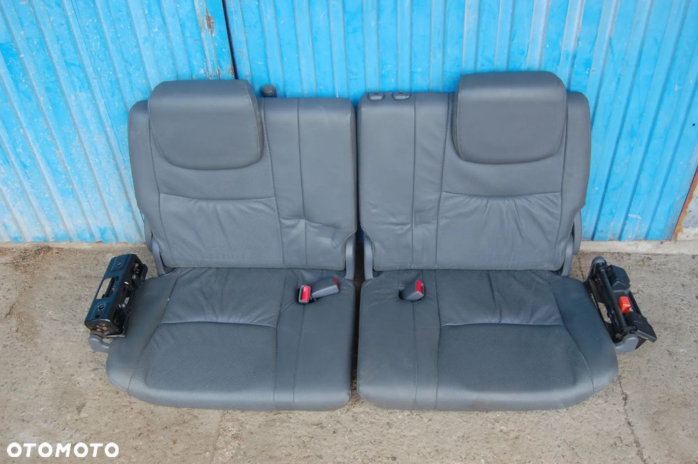 TOYOTA LAND CRUISER 120 - Kanapa 2 rząd skóra. - 5