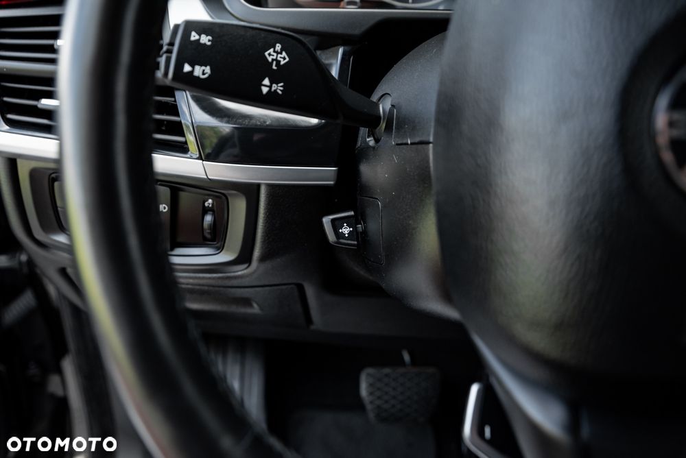 BMW X5 xDrive25d - 30