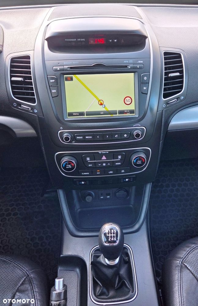 Kia Sorento 2.0 CRDI XL 7os - 39