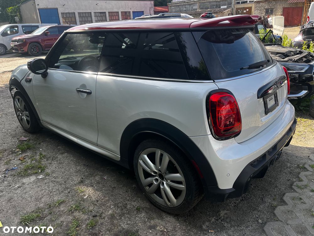MINI John Cooper Works - 4