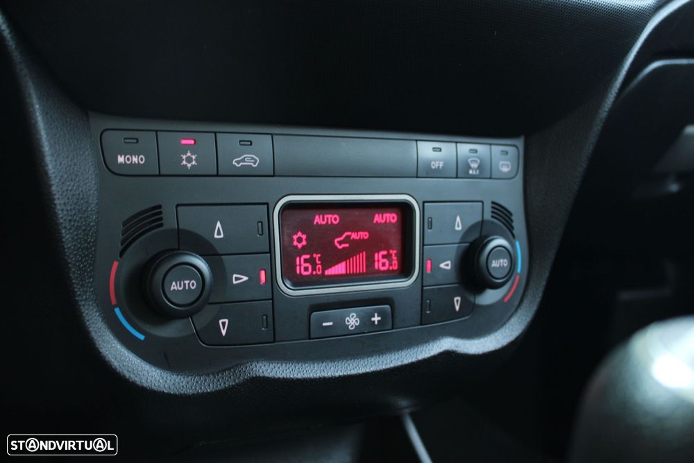 Alfa Romeo MiTo 1.3 JTDM Distinctive - 15