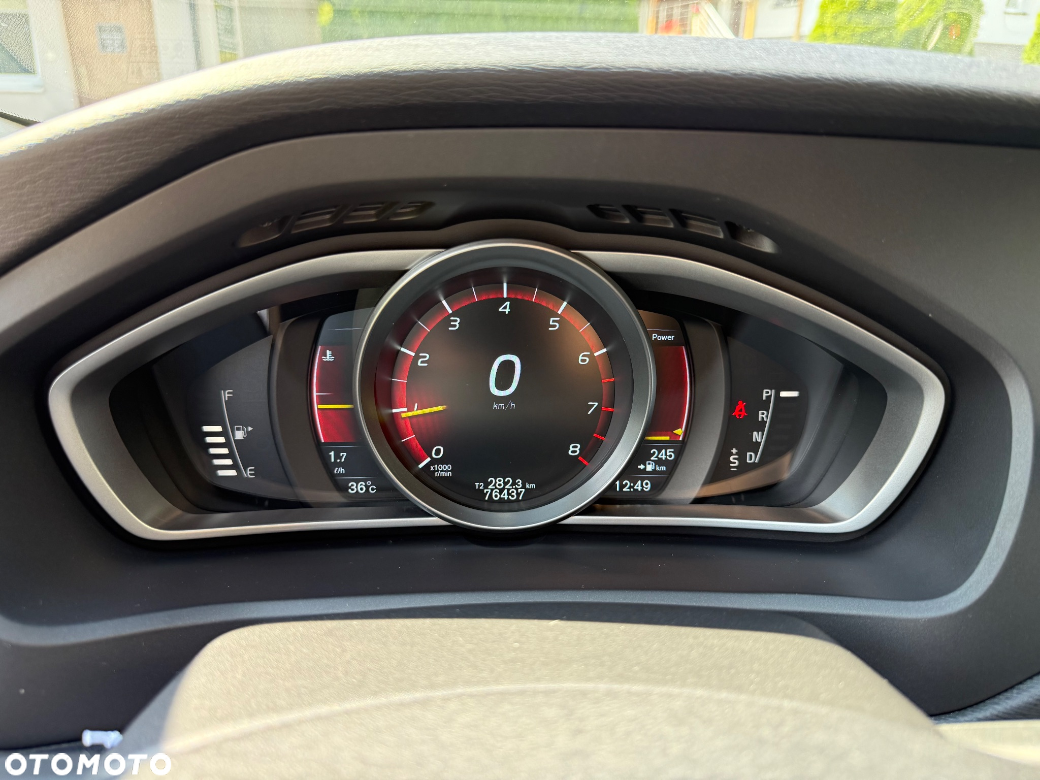 Volvo V40 - 27