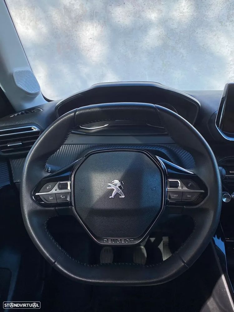 Peugeot 208 1.2 PureTech Allure - 15