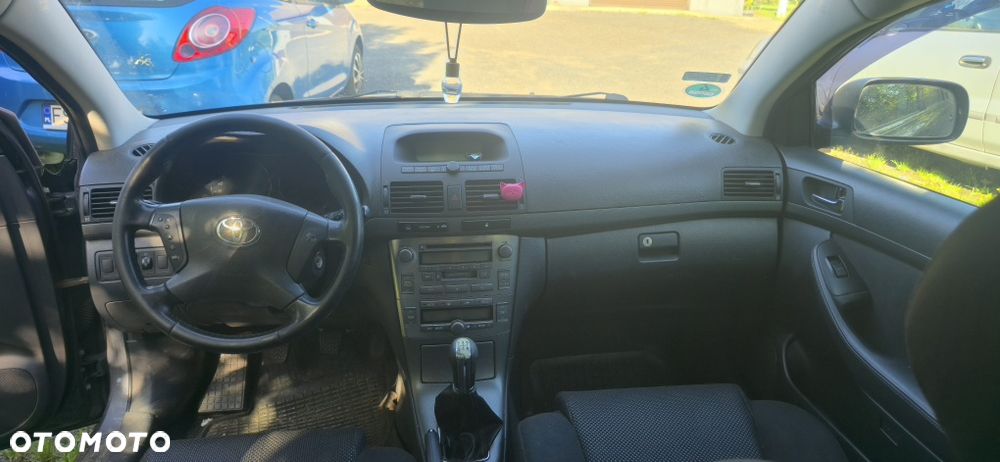 Toyota Avensis - 3
