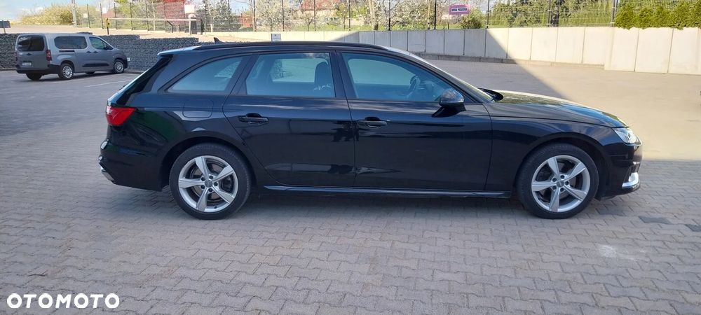 Audi A4 Avant 35 TDI mHEV Advanced S tronic - 4