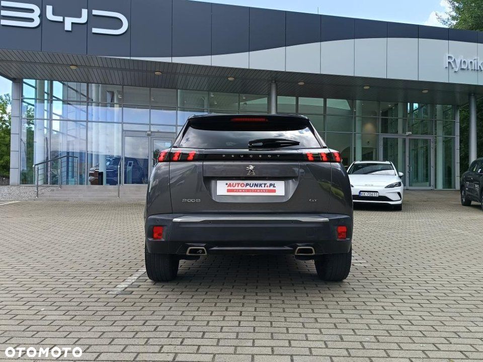 Peugeot 2008 - 6
