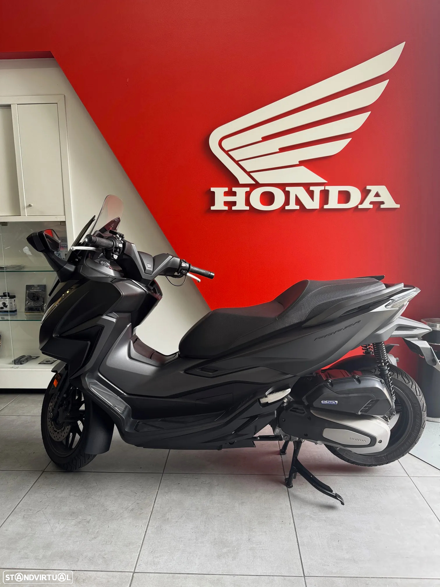Honda Forza - 5