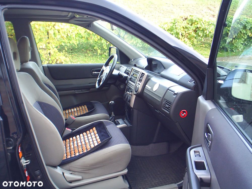 Nissan X-Trail 2.0 Comfort - 10
