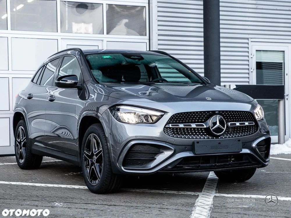 Mercedes-Benz GLA 250e AMG Line - 4
