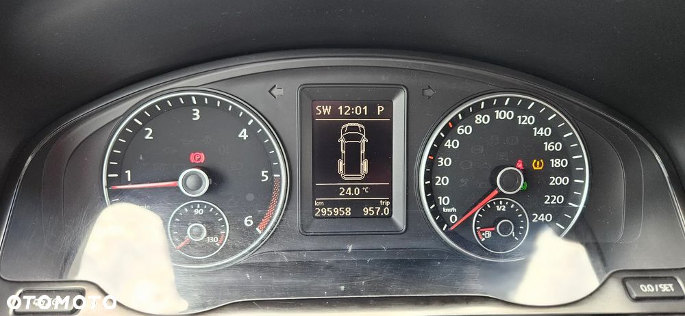 Volkswagen Multivan - 10