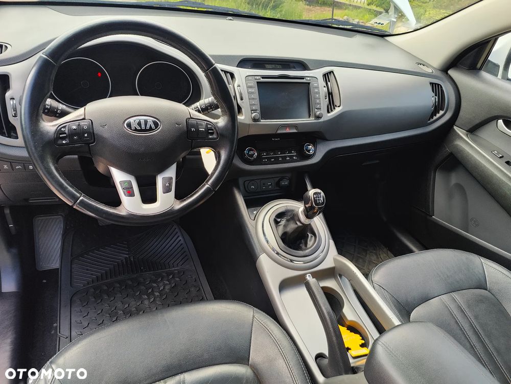 Kia Sportage 2.0 CRDI 4WD Dream-Team Edition - 30