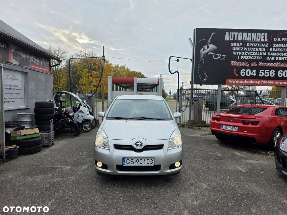 Toyota Corolla Verso - 2