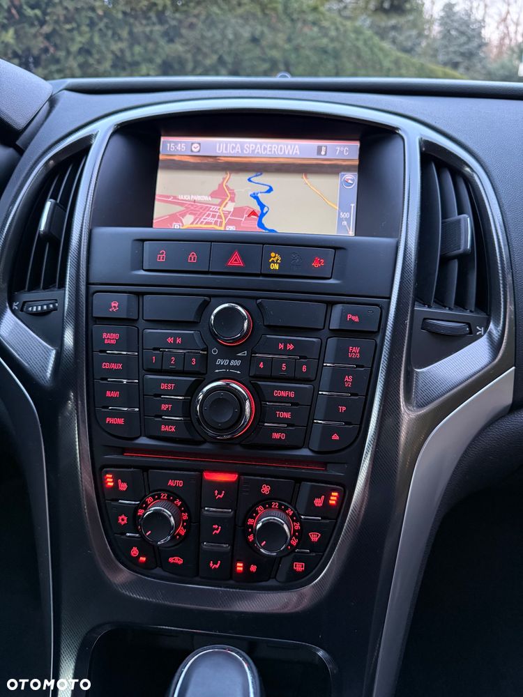 Opel Astra 1.4 T Cosmo - 17