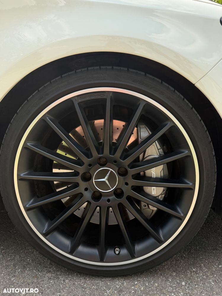 Mercedes-Benz CLA 45 AMG - 8