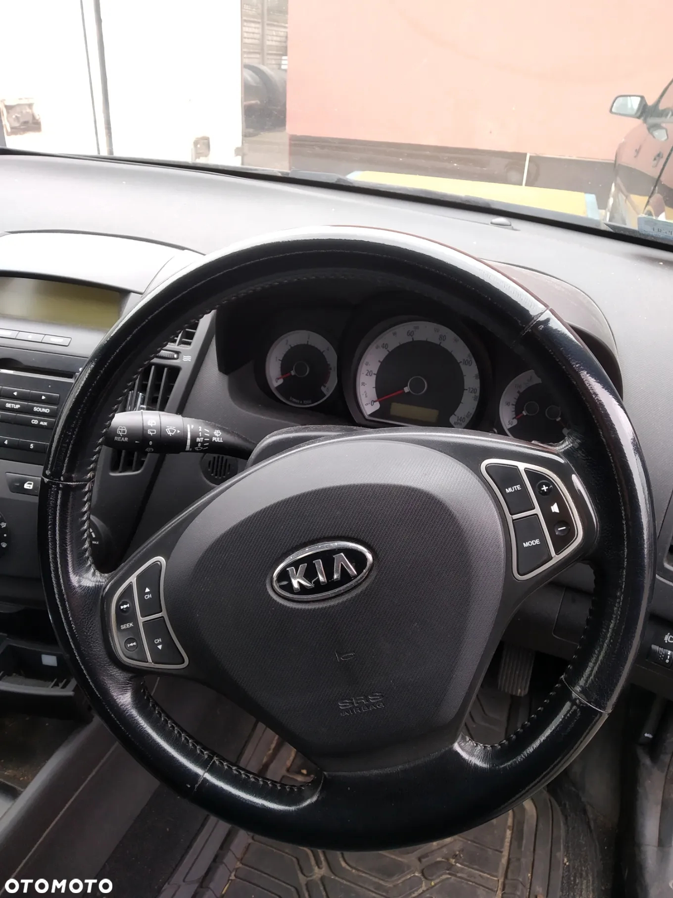 KIA CEED I 1.6 CRDI 06 - 09 - DRZWI PRZÓD TYL LEWE PRAWE UK 1K - 31