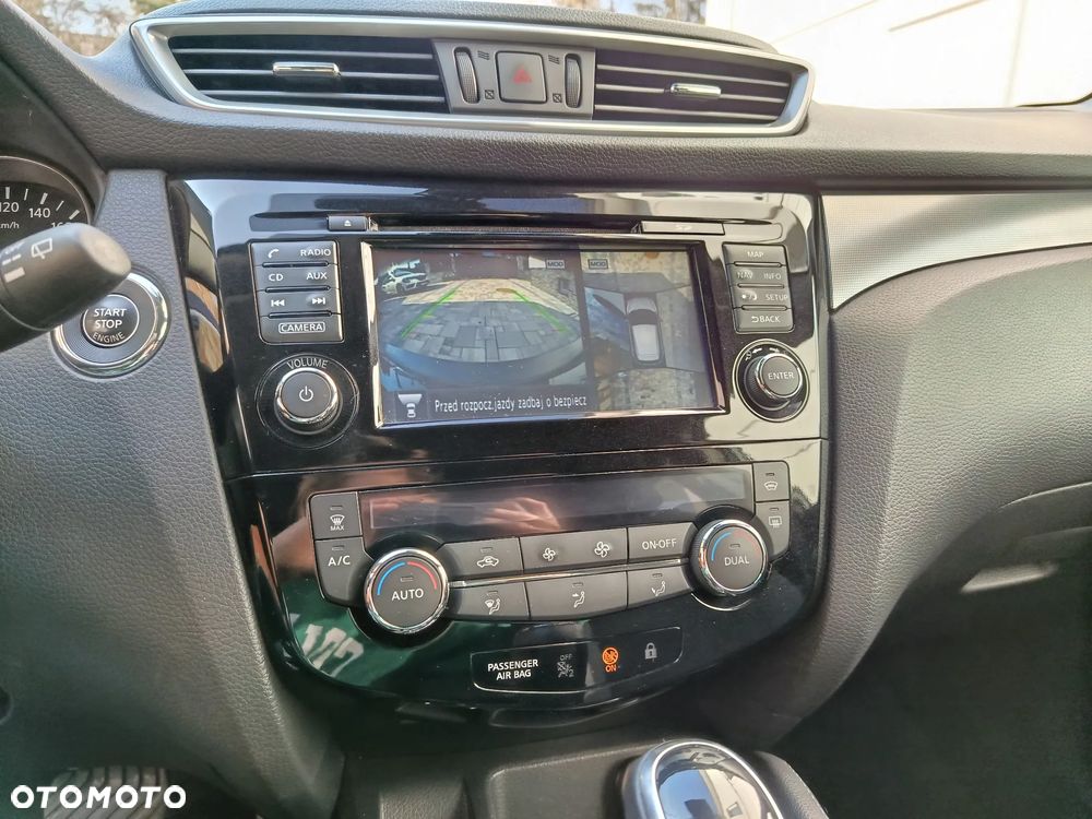 Nissan Qashqai 1.2 DIG-T N-Connecta Xtronic EU6 - 21