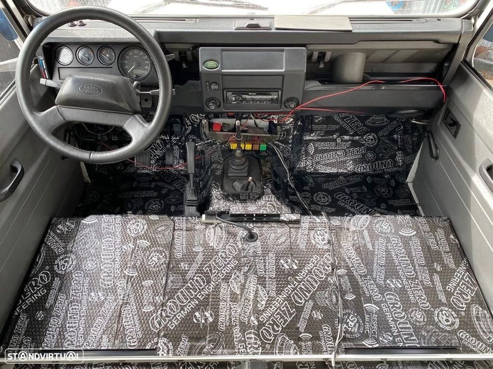 Land Rover Defender 110 2.5 TD5 Metal Top - 9