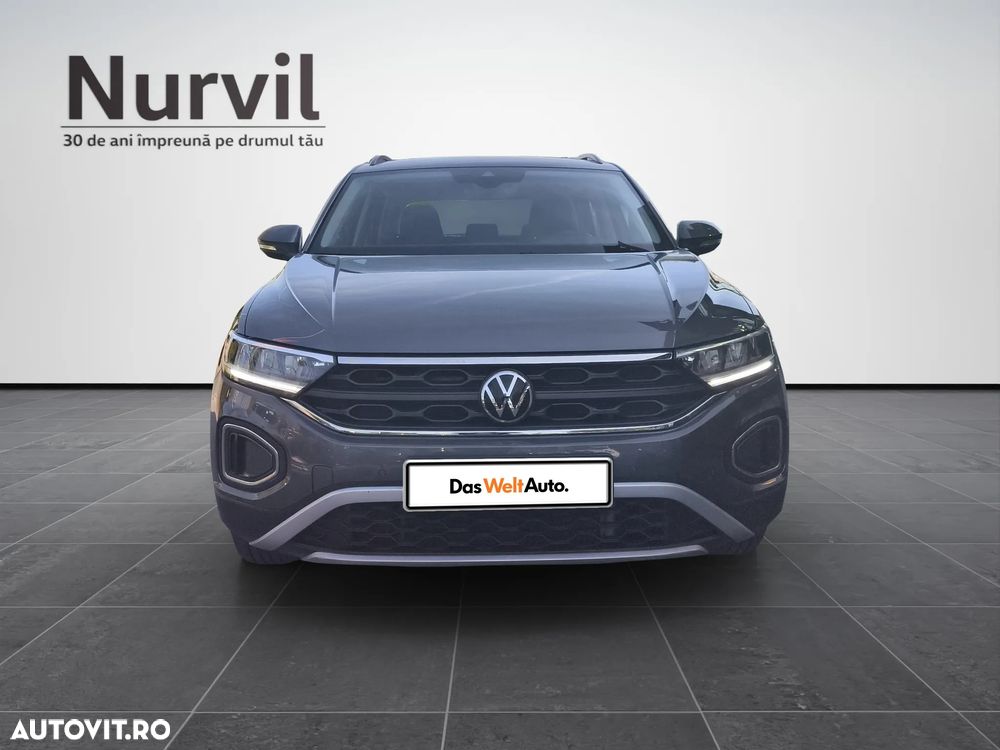 Volkswagen T-Roc - 8