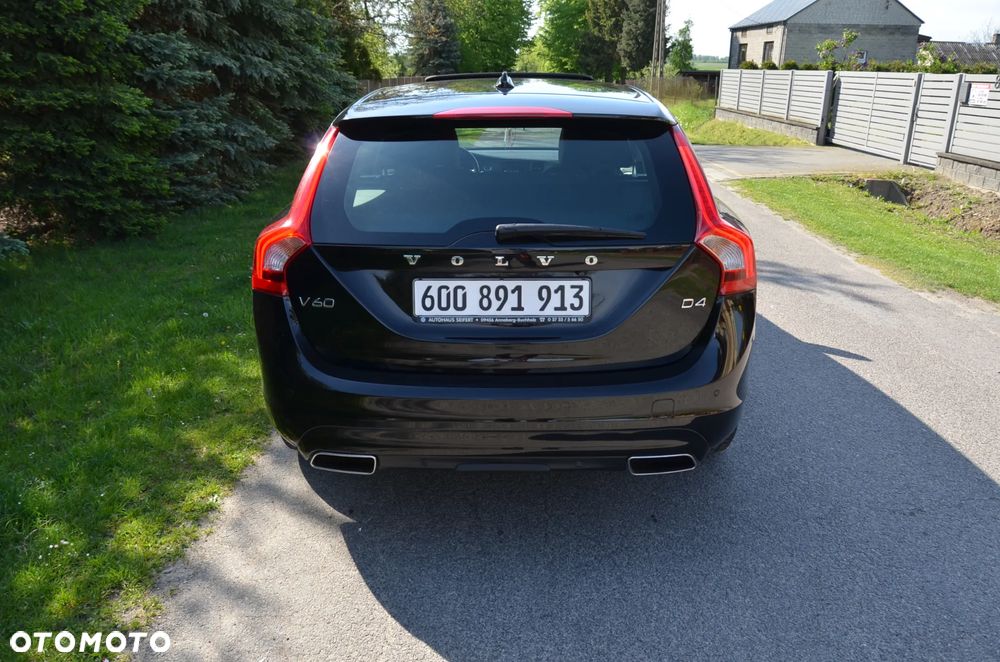 Volvo V60 D4 Geartronic Momentum - 5