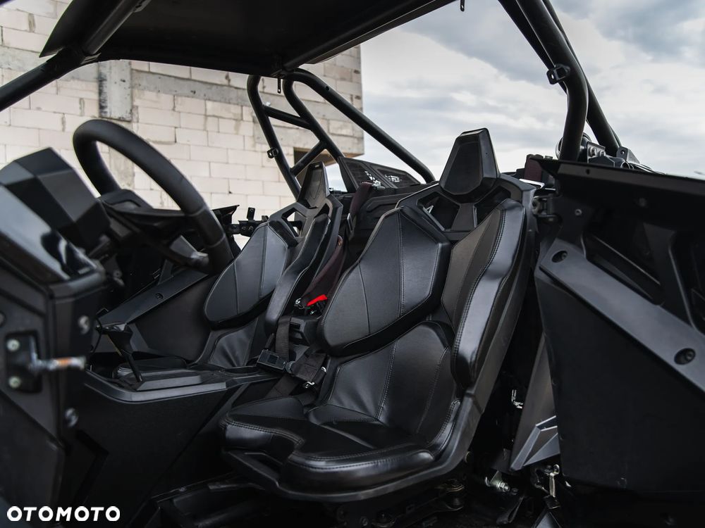 Polaris RZR - 9