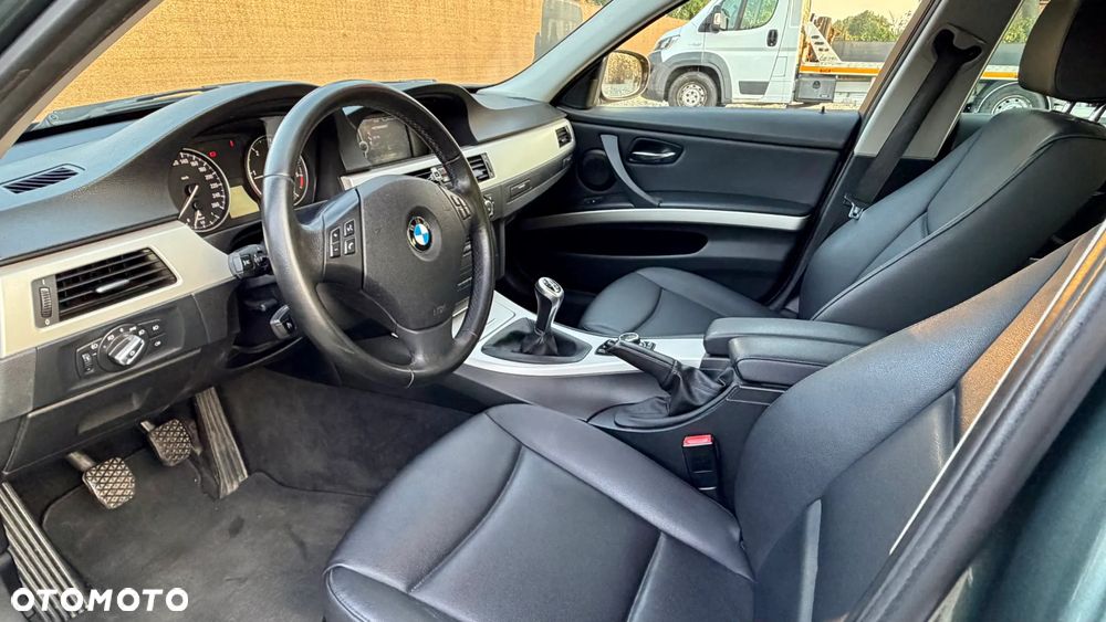 BMW Seria 3 - 10