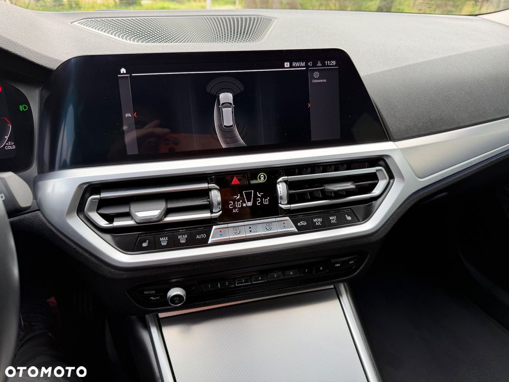 BMW Seria 3 320d Edition Luxury Line Purity - 20