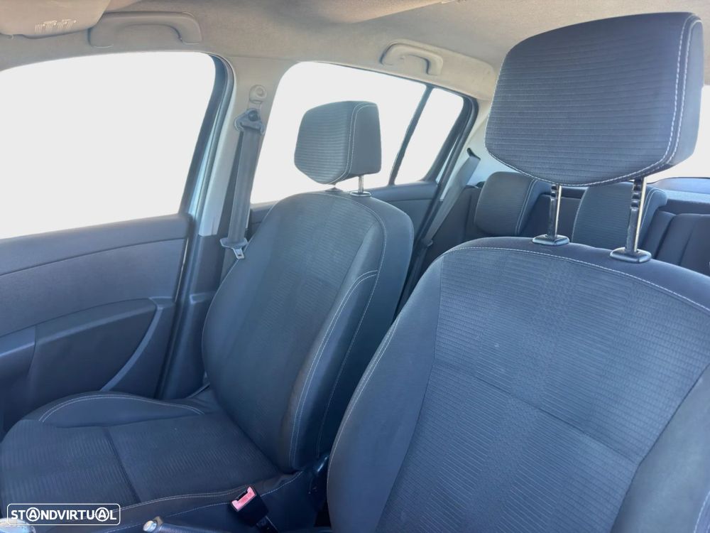 Renault Clio 1.2 16V Fairway - 15