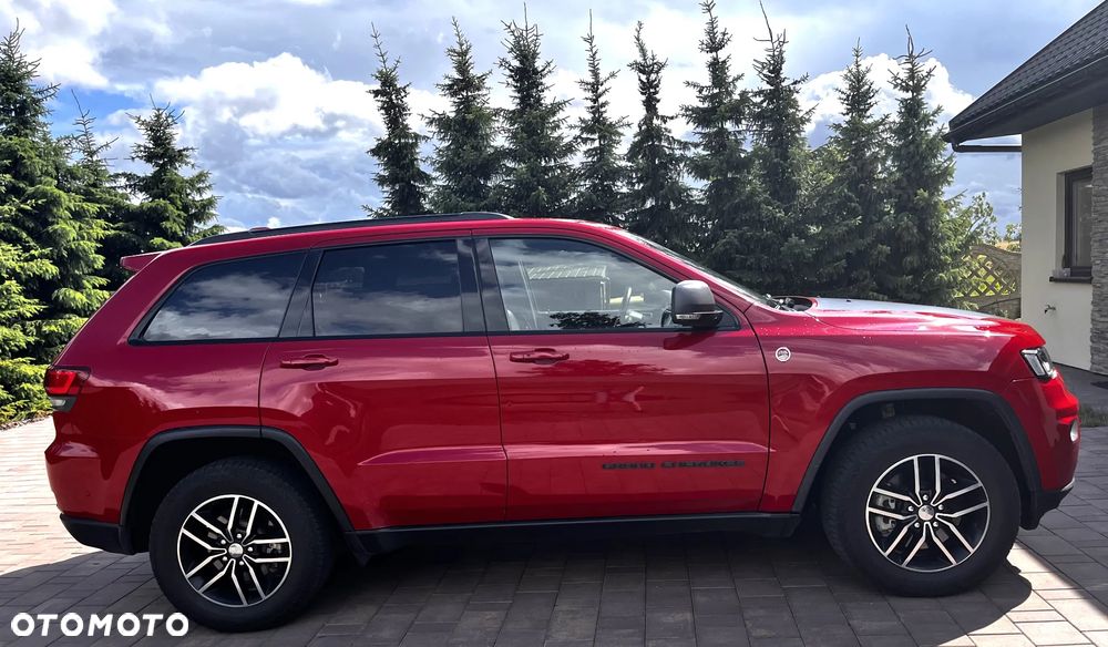 Jeep Grand Cherokee - 4