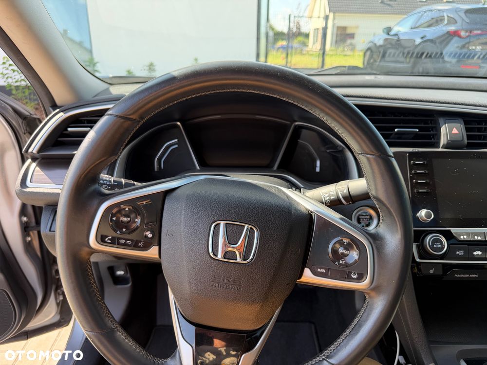Honda Civic 1.5 T Executive CVT - 22