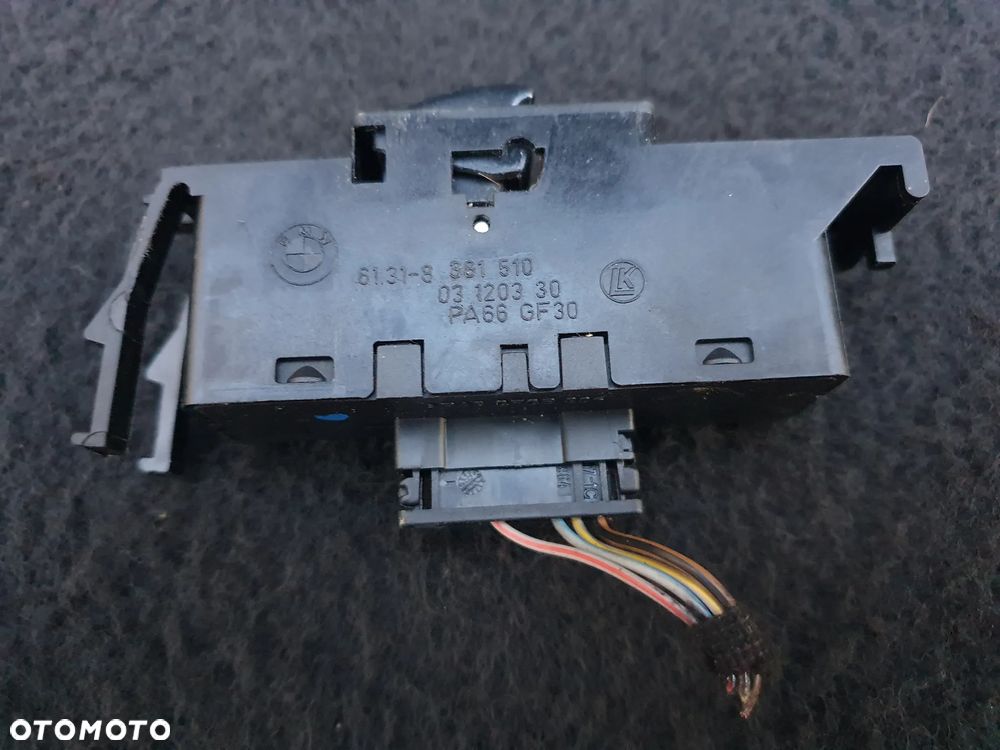Przycisk szyby prawej BMW 3 E46 8381510 61318381510 - 2