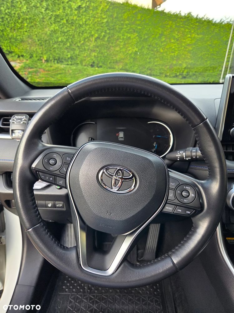 Toyota RAV4 - 15
