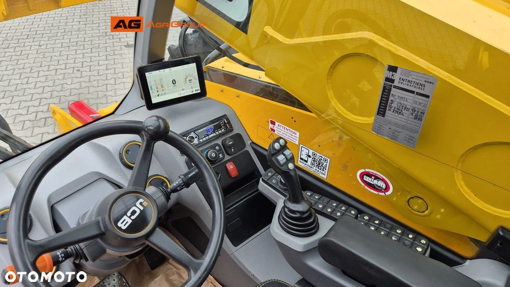 JCB 532-70 AGRI 2019R - 15