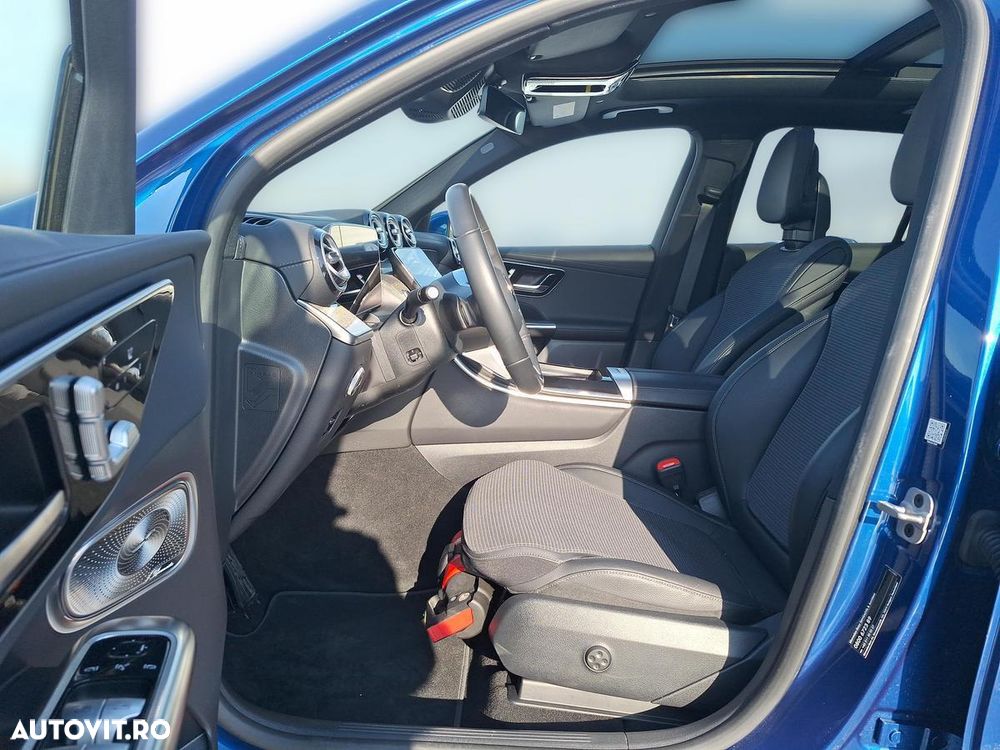 Mercedes-Benz GLC 300 d 4Matic 9G-TRONIC AMG Line Advanced - 13