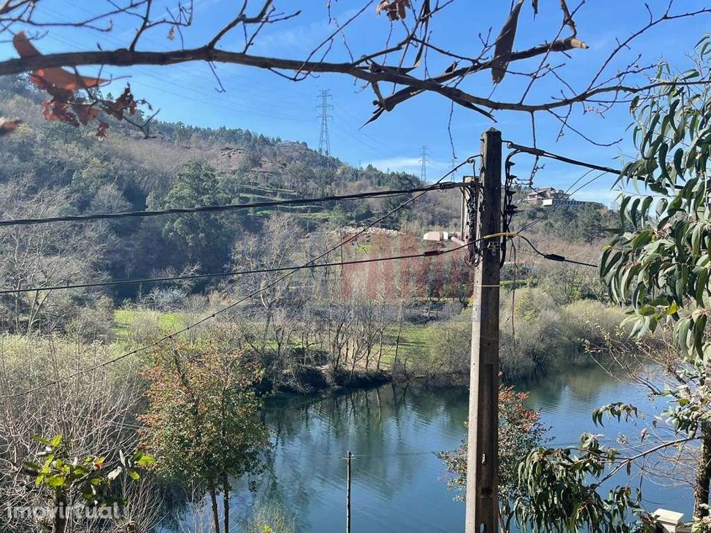 Terreno em São Miguel - Caniçada (Gerês) - Grande imagem: 2/22