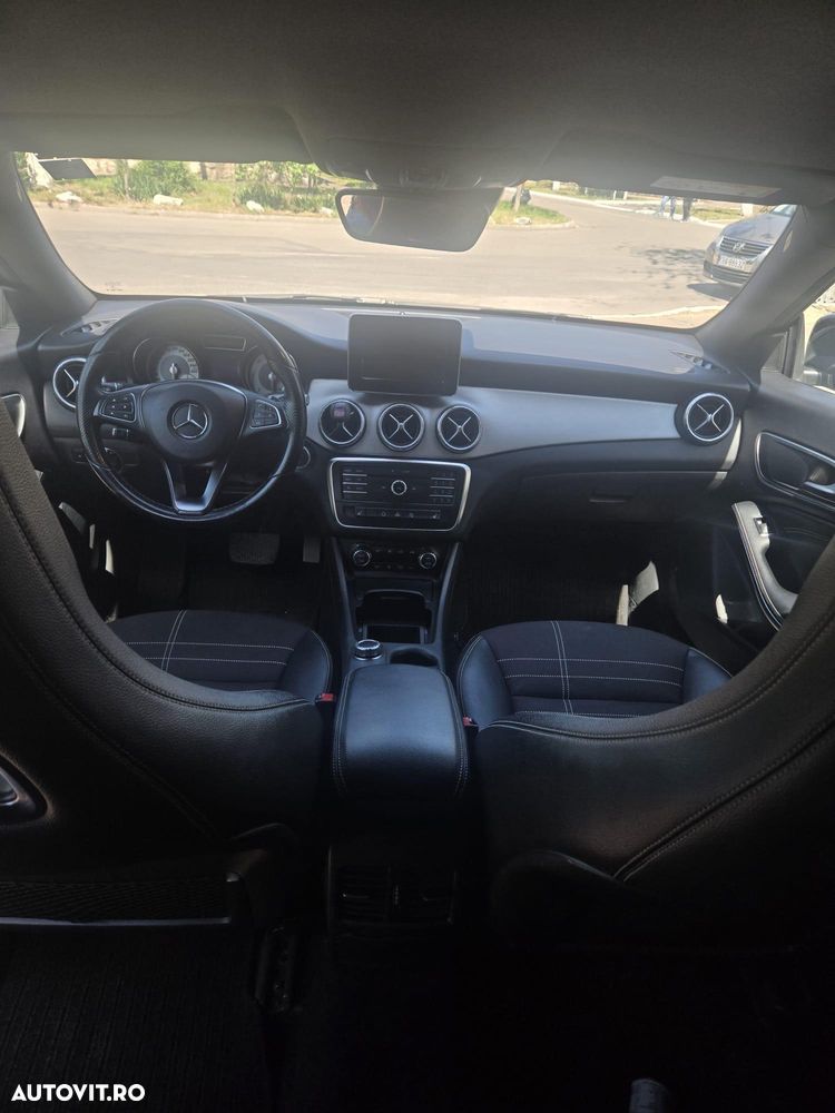 Mercedes-Benz CLA 220 - 17