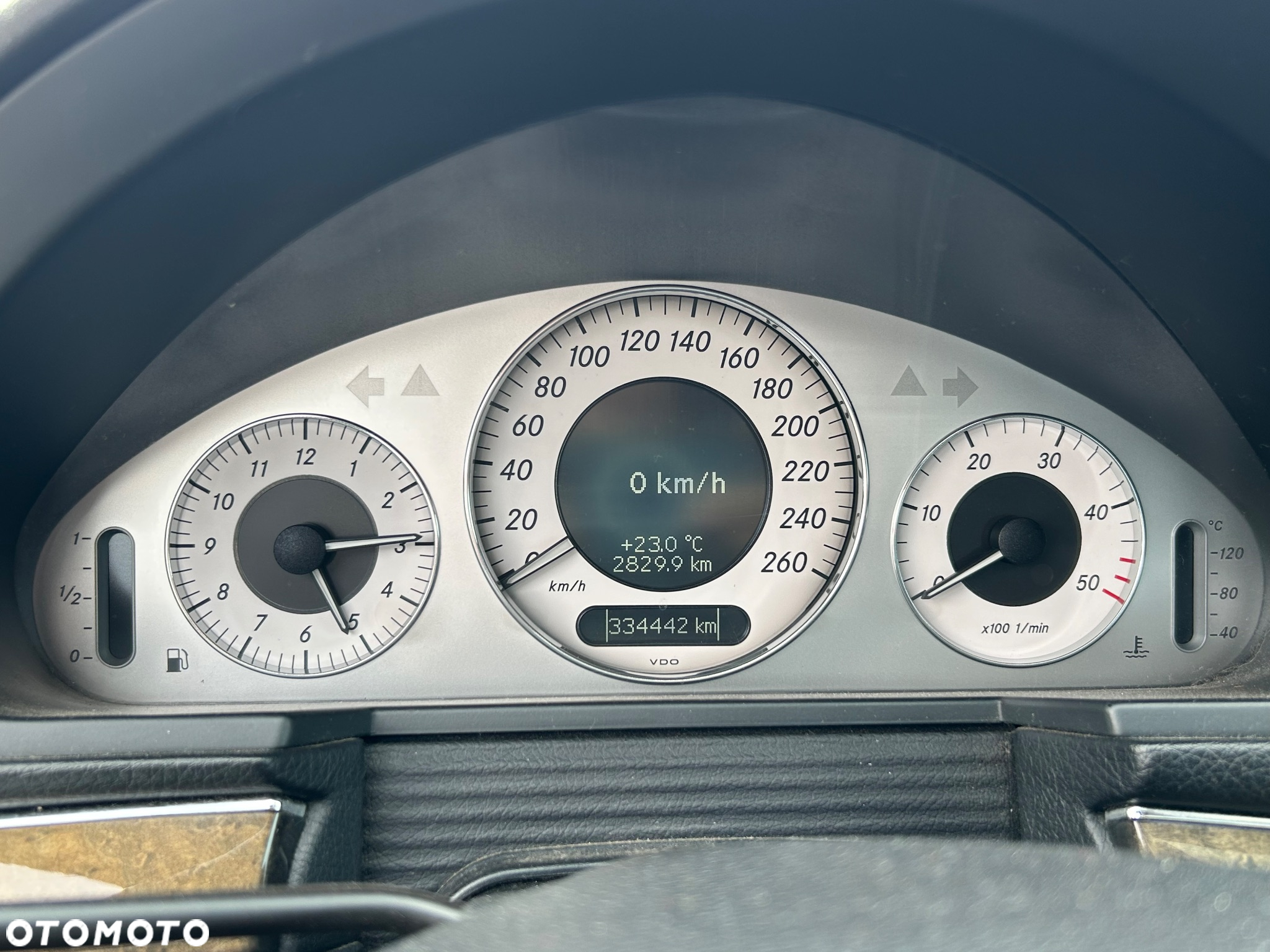 Mercedes-Benz Klasa E 280 CDI 4-Matic Avantgarde - 28