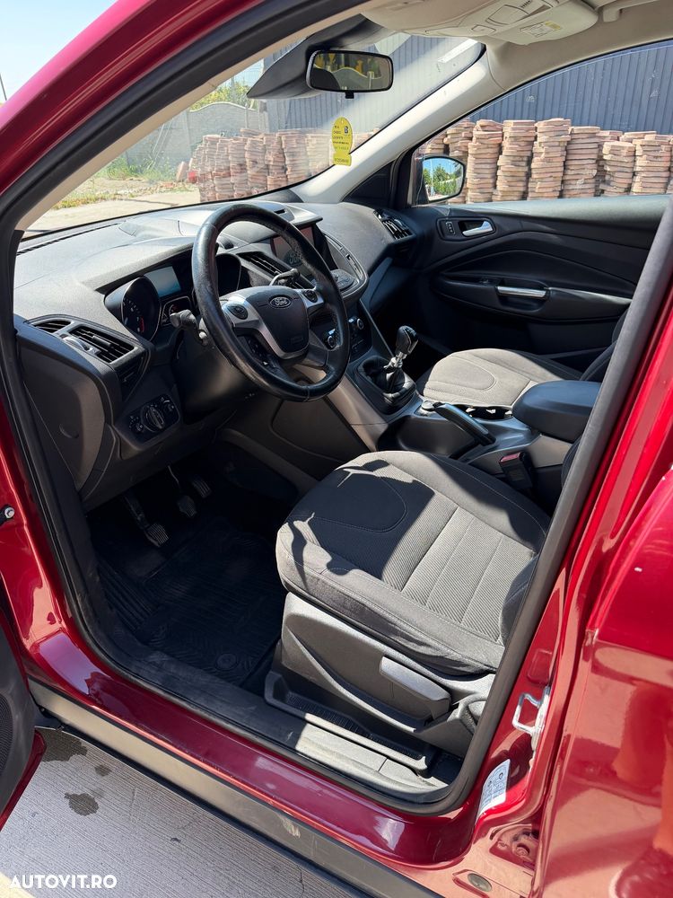 Ford Kuga - 9
