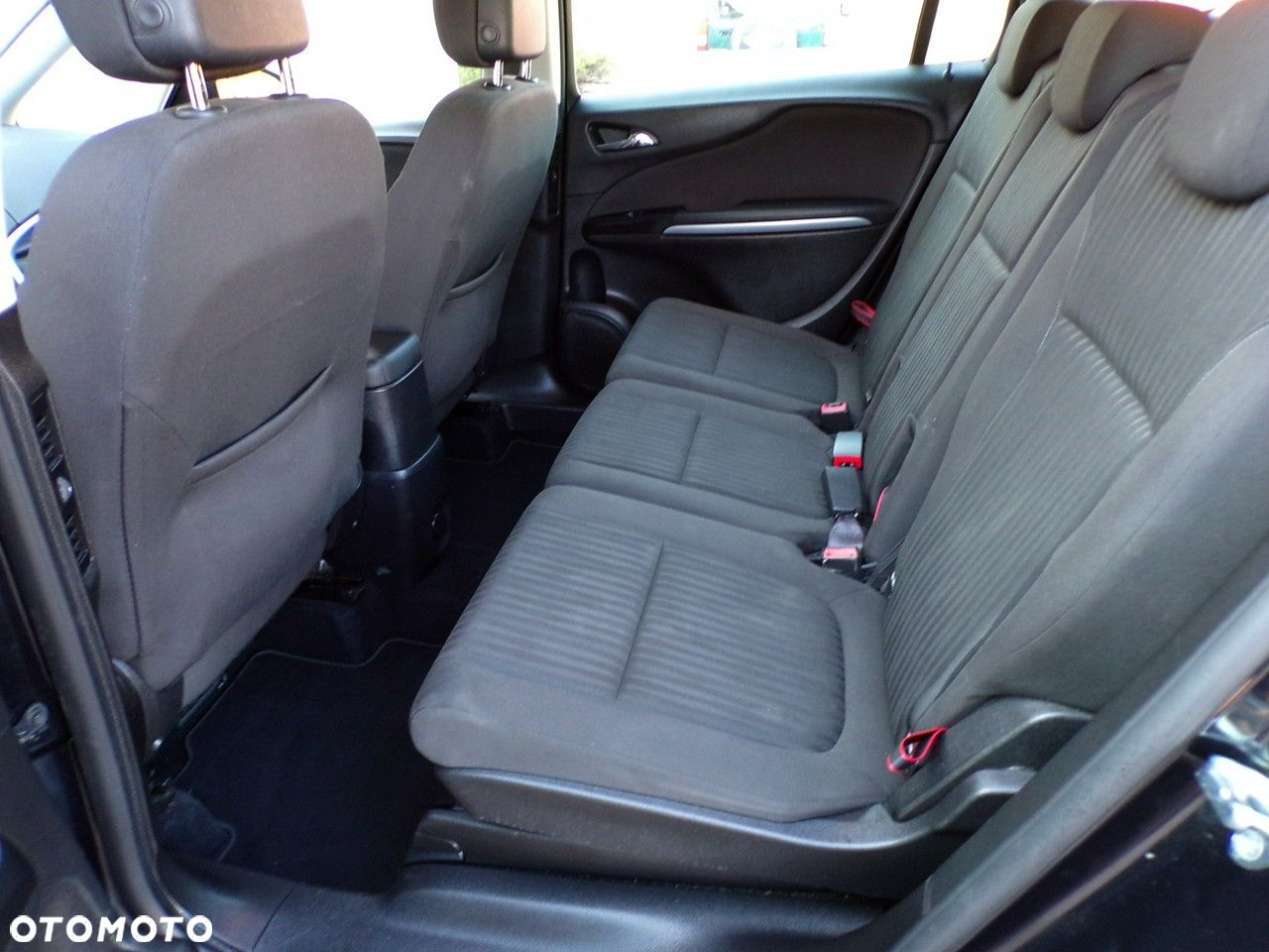Opel Zafira - 24
