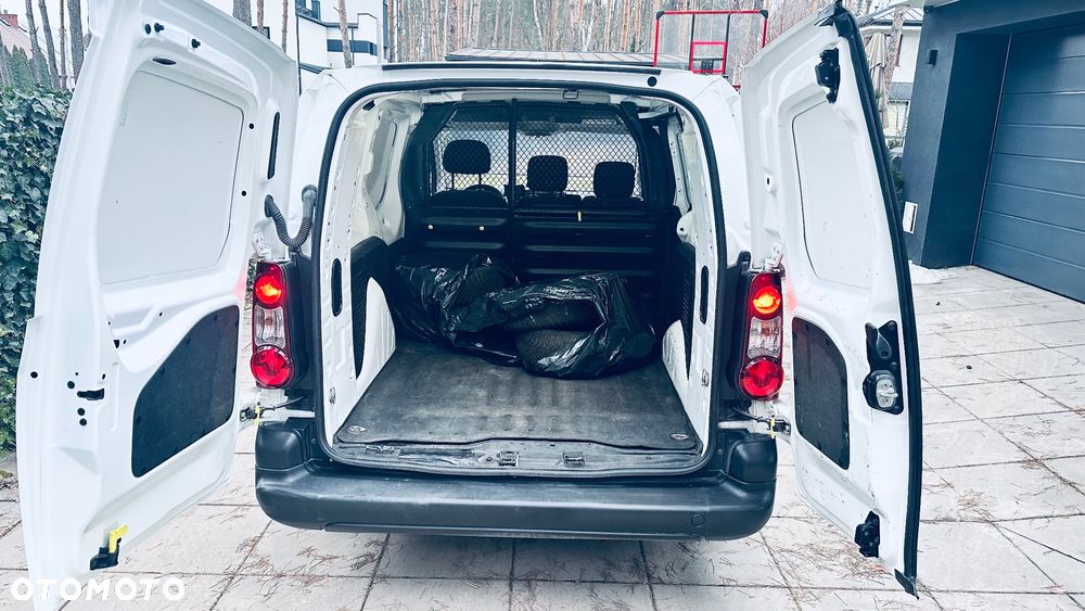 Peugeot Partner - 11