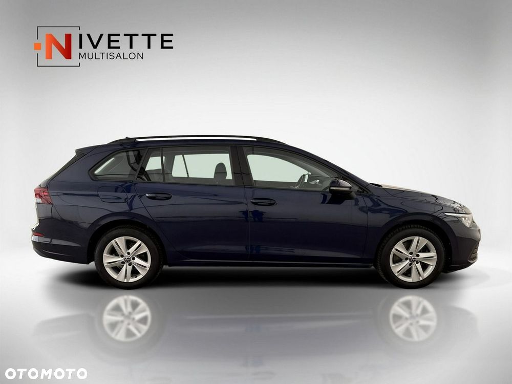 Volkswagen Golf - 8