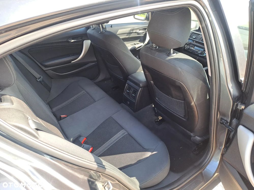 BMW Seria 1 118d xDrive Sport Line - 16